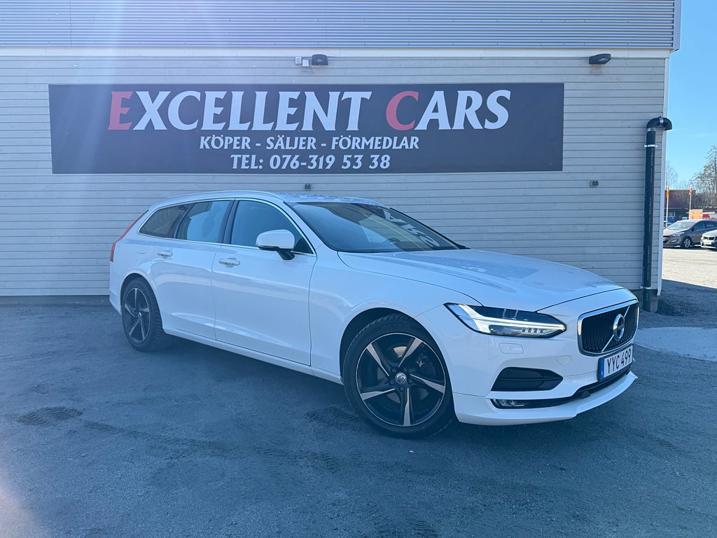 Volvo V90 D5 AWD Geartronic Momentum 