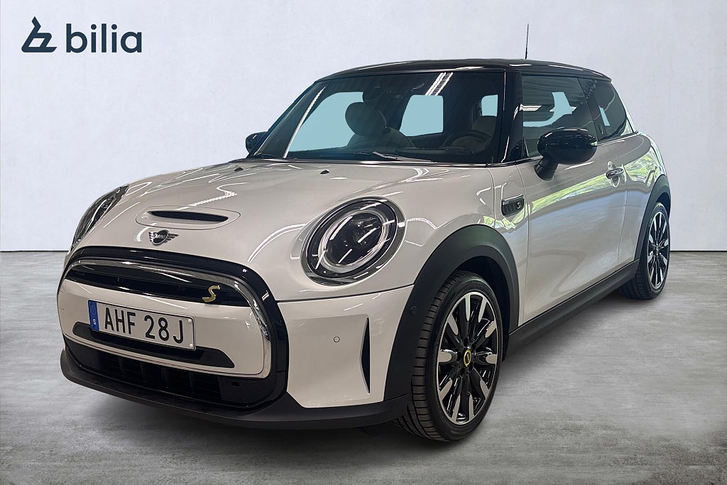 MINI Cooper ELECTRIC / MAXIMISE / LÄDER / PANORAMA / H/K / 