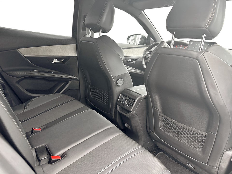 Bild på Peugeot 3008 GT Black Pack 1.2 PT 130hk Aut B-KAMERA CARPLAY