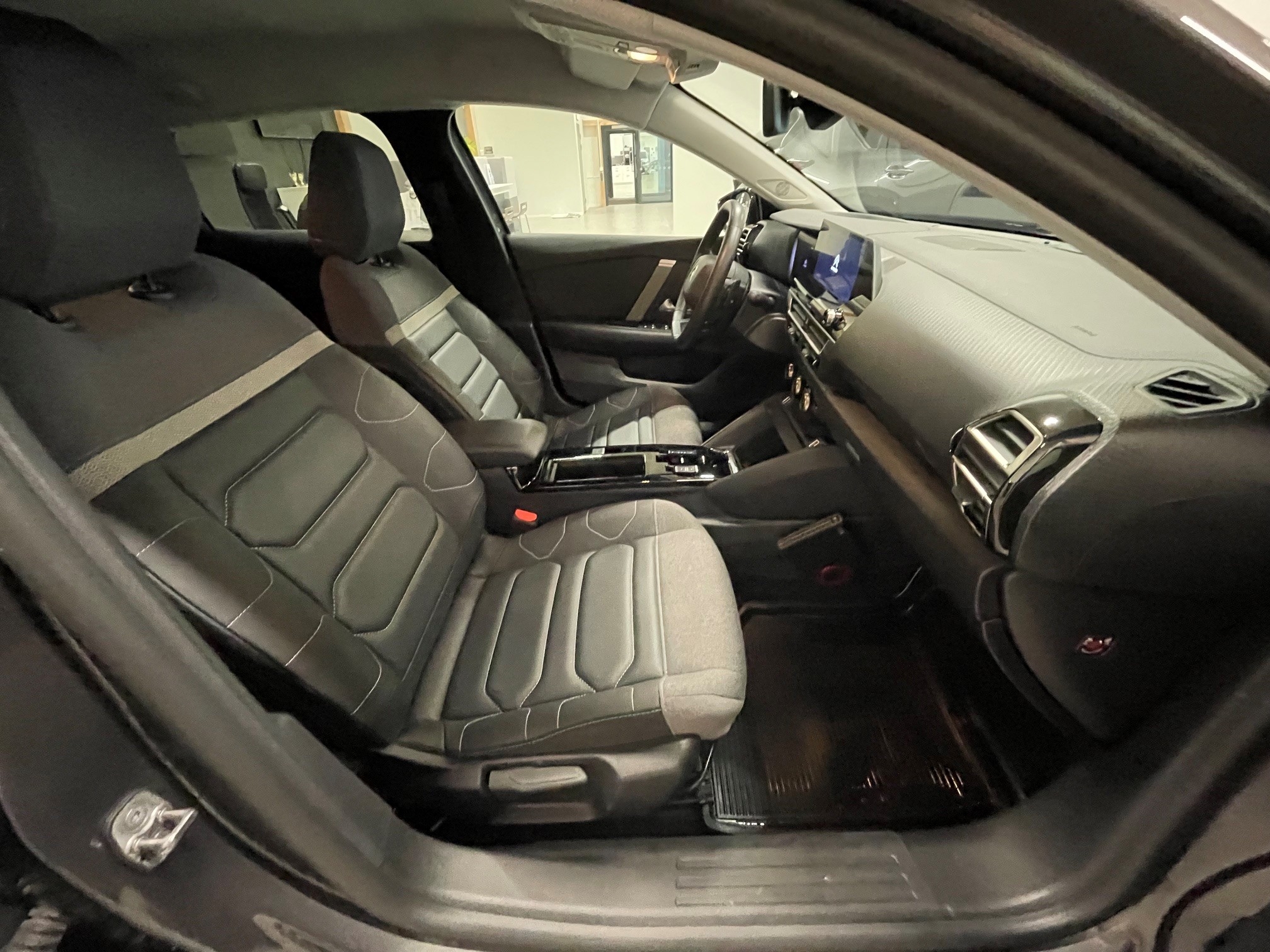 Citroen C4 2024, bild 7/10