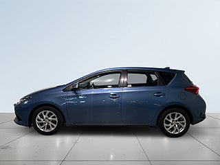 Toyota Auris 1.2 Turbo Active Kamkedja Mvärm Kamera Extraljus SoV – bild 4