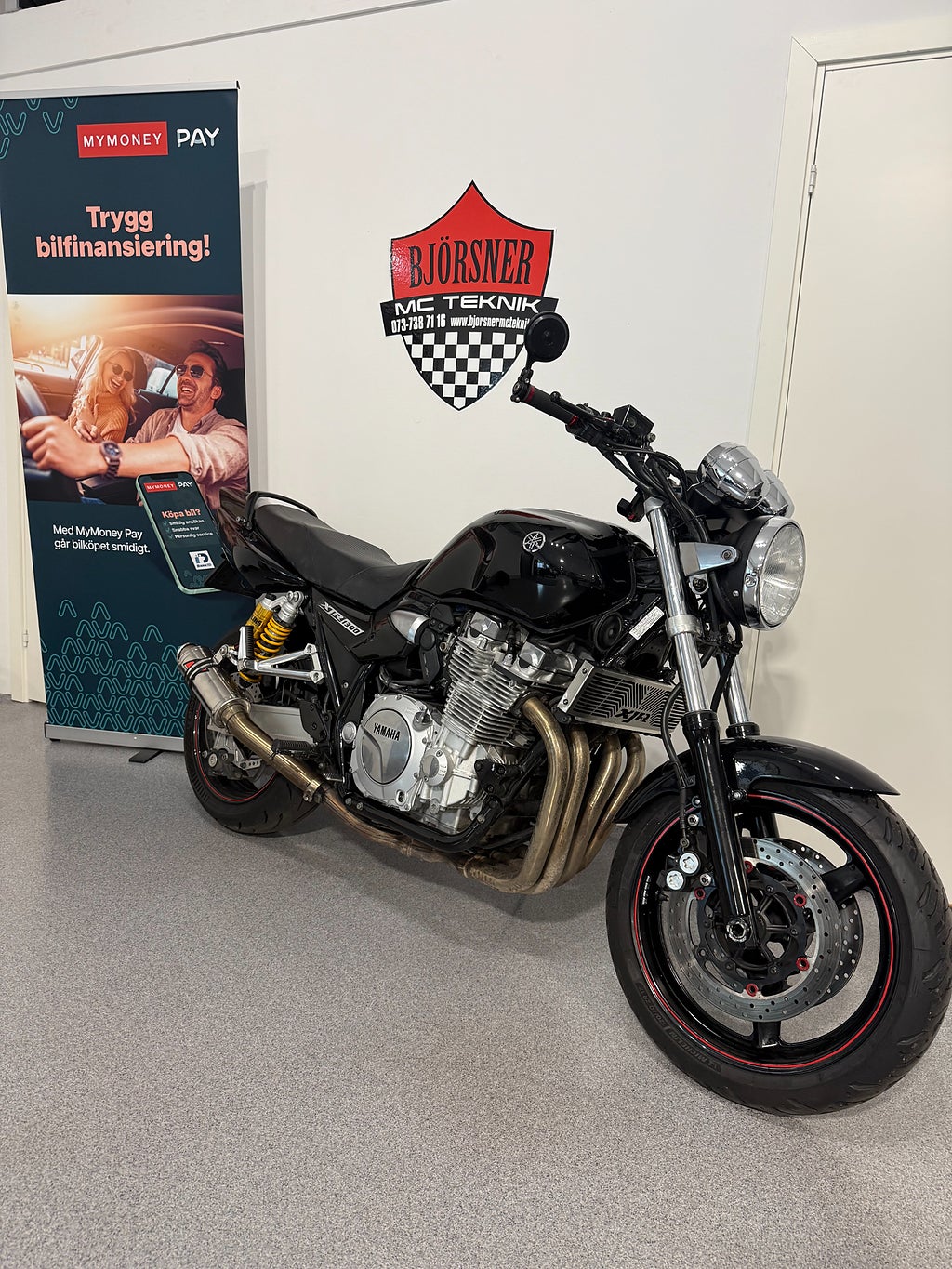 Yamaha XJR1300 