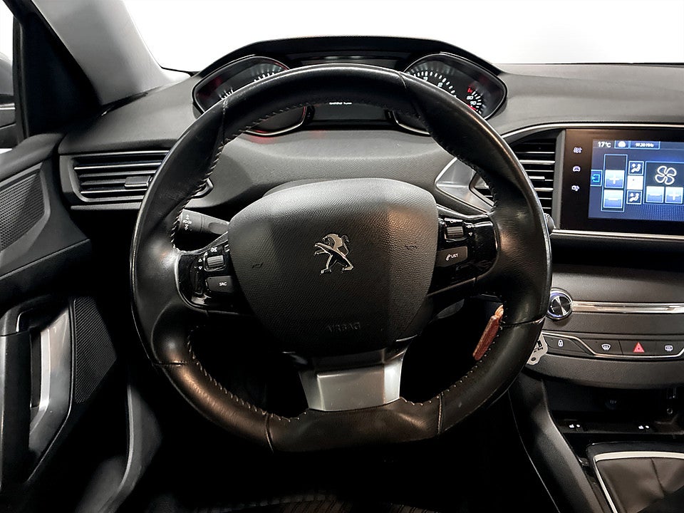 Bild på Peugeot 308 308 5D Active 1.6 e-HDi 115hk