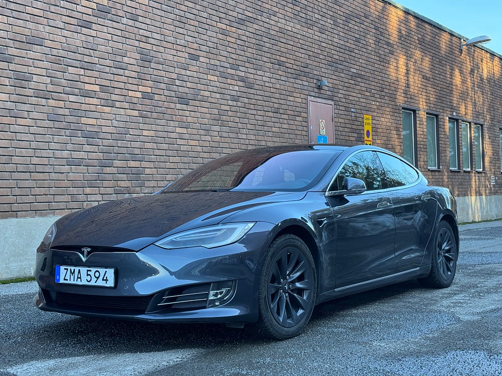 Tesla Model S 100D Panorama Luftfjädring Moms