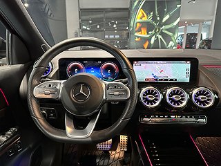 SUV Mercedes-Benz GLA 8 av 16