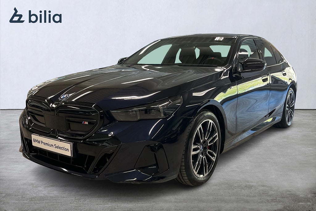 BMW i5 M60 xDrive Sedan M-Sport Pro | B&W | Drag | Panorama