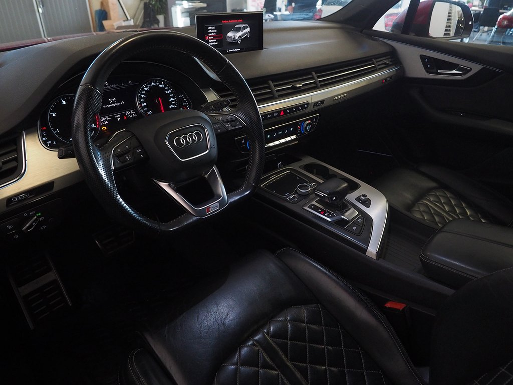 Audi Q7 3.0 TDI V6 272hk Quattro S-Line |Drag|D-värm|7-sits 2018