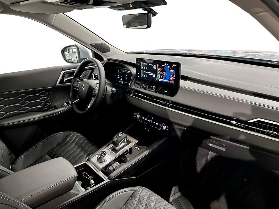Bild på Mitsubishi Outlander Instyle PHEV - DEMO