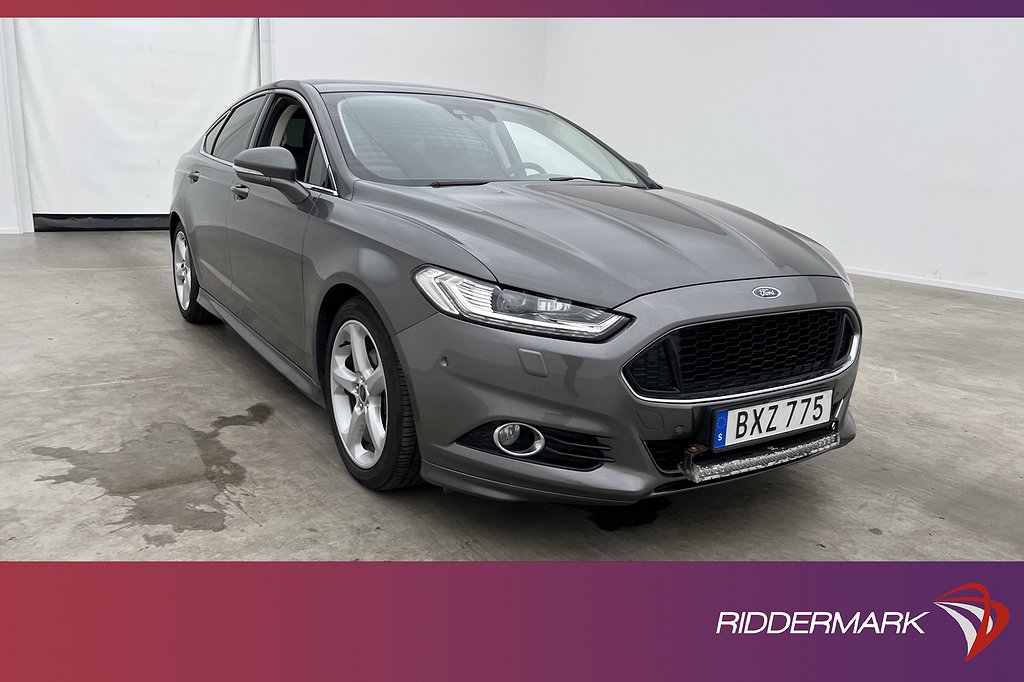 Ford Mondeo TDCi 180hk Titanium Pano Värmare Kamera Navi