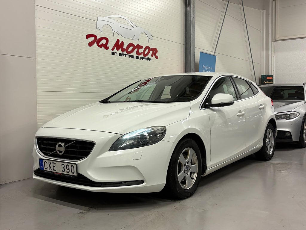Volvo V40 D2 Euro 5 |Backkamera|Keyless|