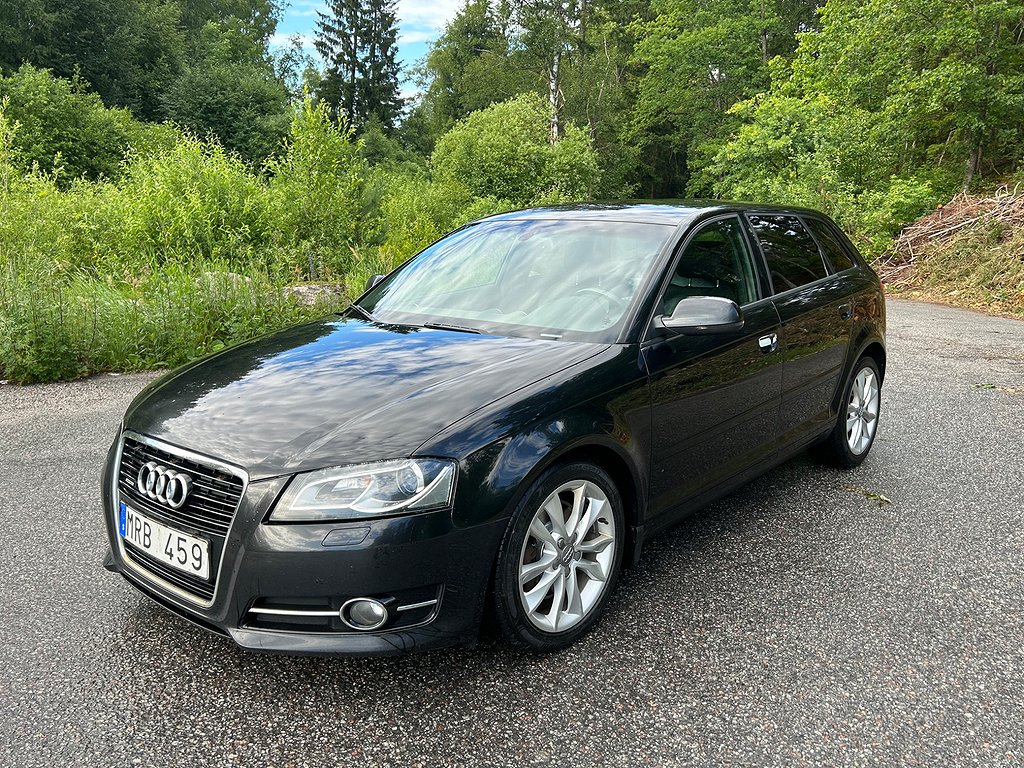 Audi A3 Sportback 2.0 TDI 140hk quattro Ny k-remm BOSE Värme