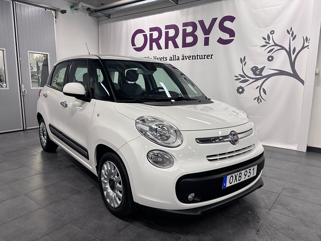 Fiat 500L 1.4 FIRE T-JET PopStar 120Hk Motorvärmare V-Hjul