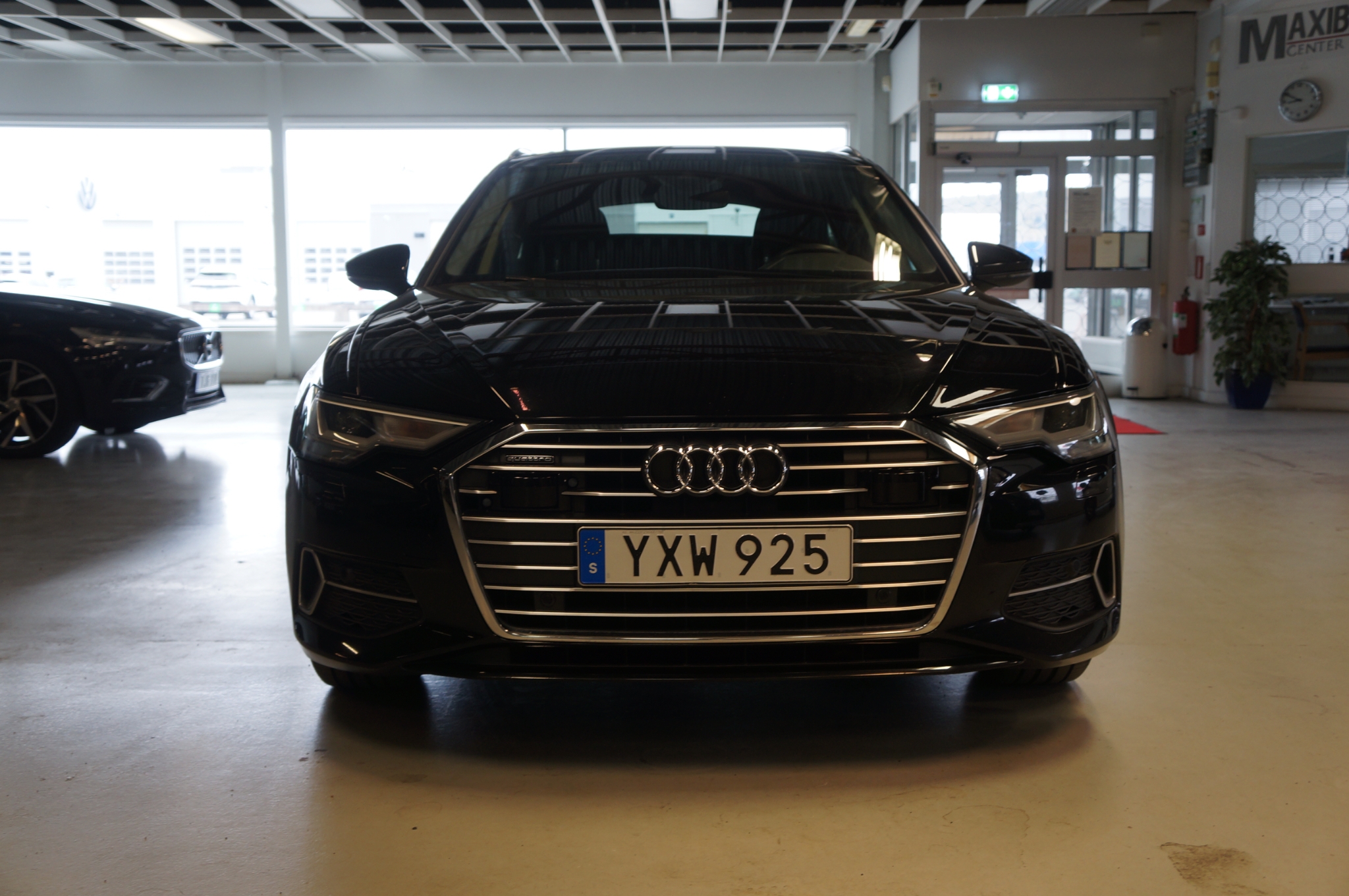 Audi A6 2019, bild 2/10