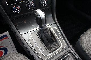 Halvkombi Volkswagen Golf 16 av 21