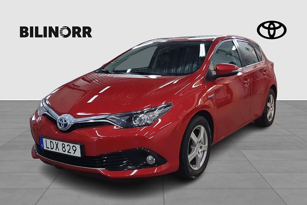 Toyota Auris 1,8 Hybrid 5D Active Plus | VHJUL | MV |