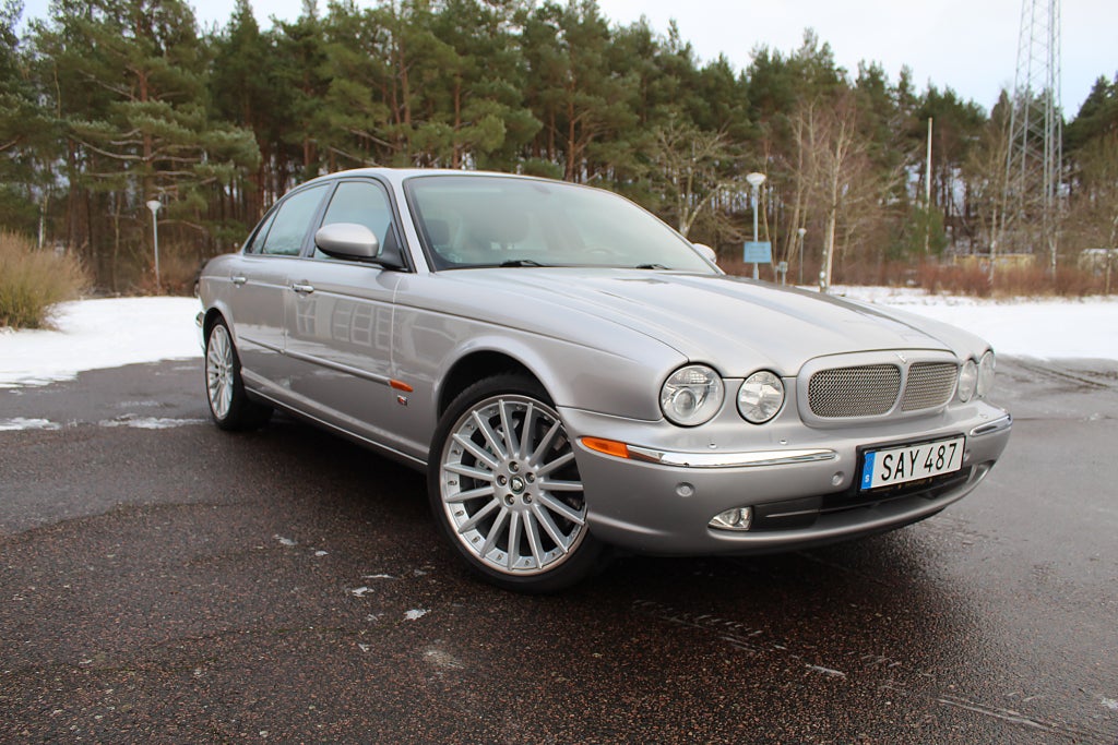 Jaguar XJR Extrem lågmilare, 20" Sepang, mkt fin+nyservad!