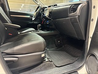 Toyota Hilux Dubbelhytt 2.4 AWD Hero MOMS/Drag/MoK/Kamera
