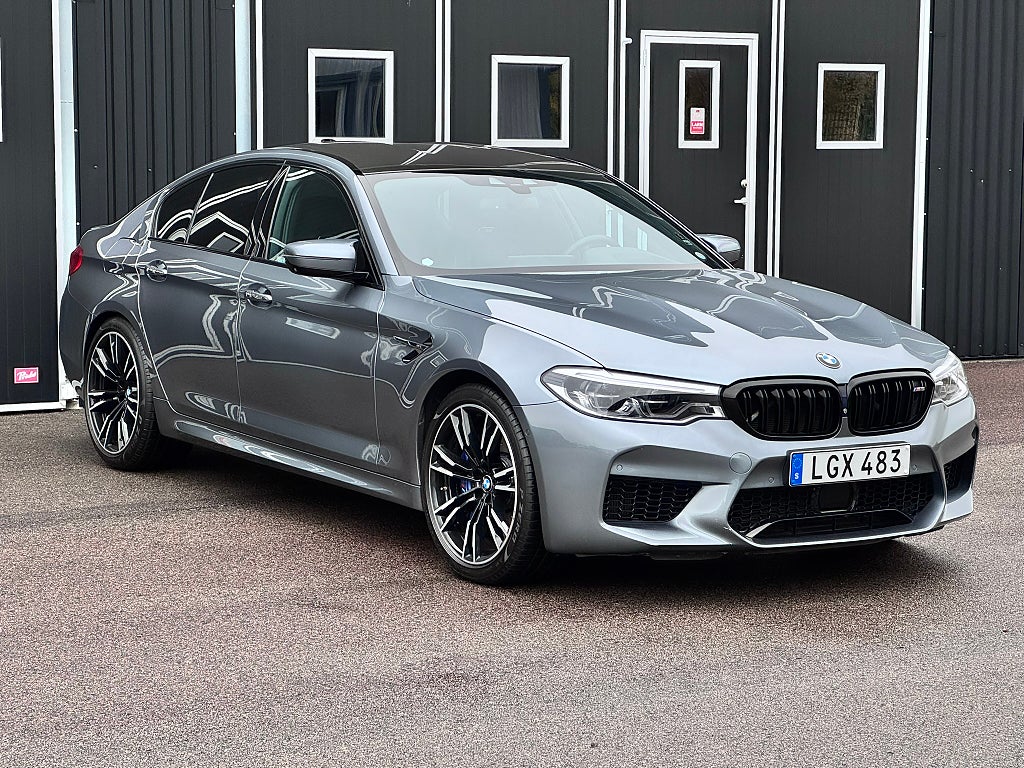 BMW M5 / Nightvision / HuD / Kolfiber / SV-Såld / SE SPEC