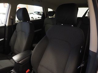 Minibuss Kia Carens 18 av 22