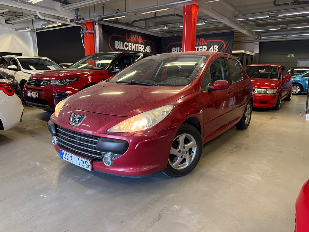 Peugeot 307 1.6 HDi Dragkrok Motorvärmare Ny besiktad Låg årsskatt