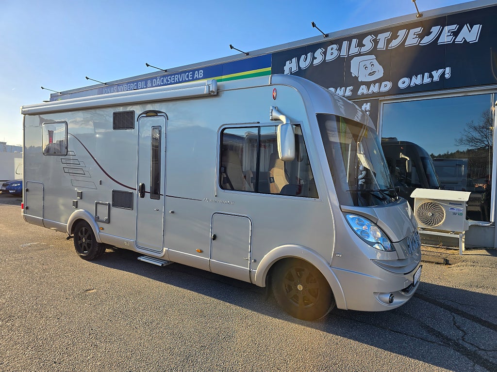 Hymer B 698 2XAC. ALDE.DUBBELSÄNG.QUEENBED 