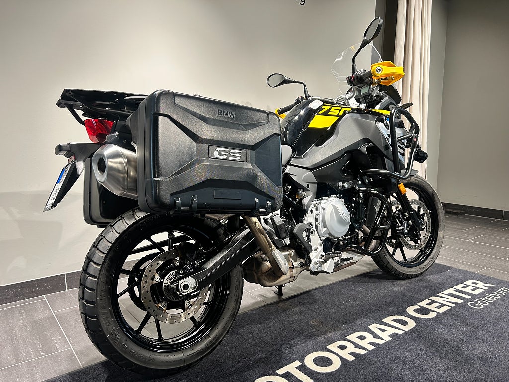BMW F750GS 3,45%/40th Anniversary/Chassisänkt/Vario-väskor/Bågar