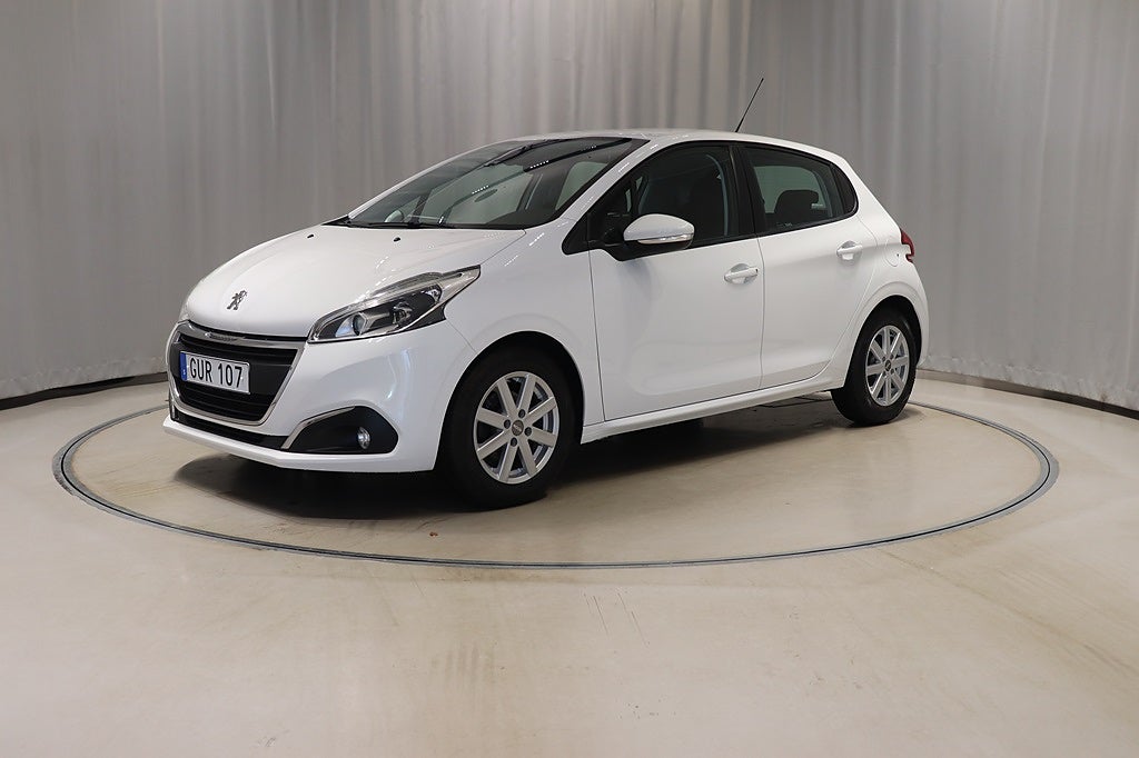 Peugeot 208 5-dörrar 1.2 82hk Farthållare Kamrem bytt 2015