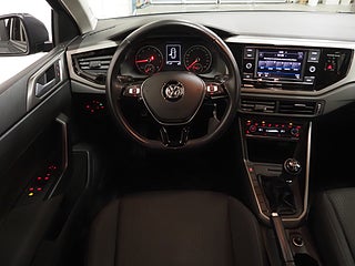 Halvkombi Volkswagen Polo 19 av 26