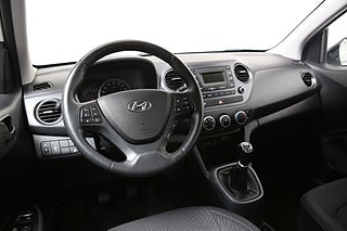 Halvkombi Hyundai i10 11 av 19