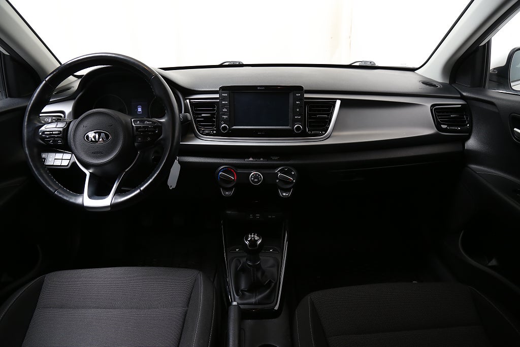 Kia Rio 1,2 84hk Launch Edition CarPlay P-sensorer