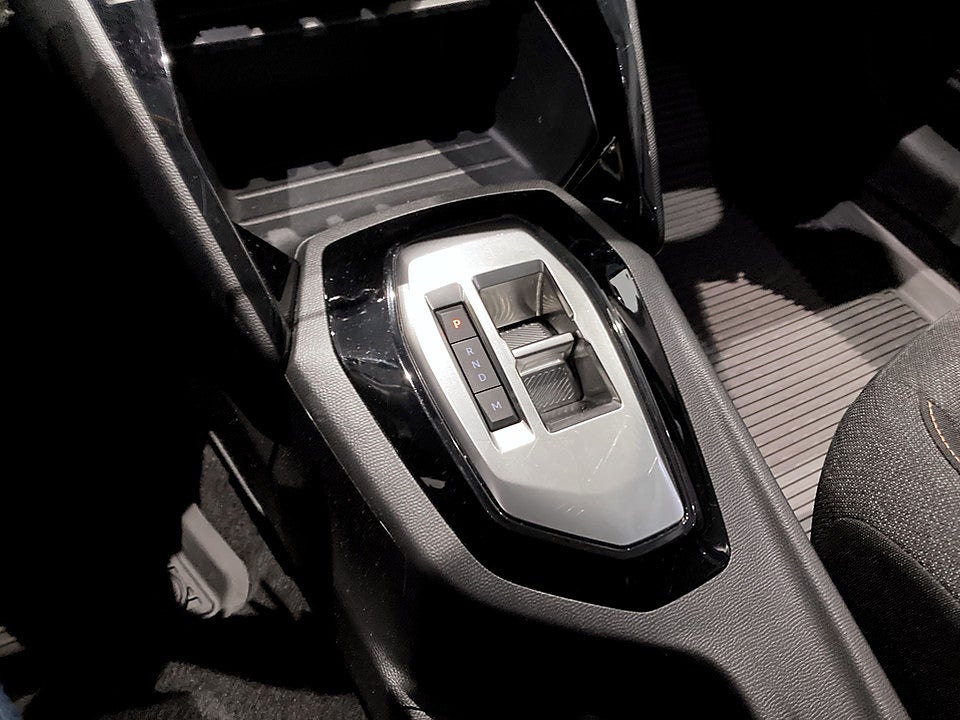 Bild på Peugeot 208 Style Hybrid 100hk Aut CARPLAY BACKSENSORER