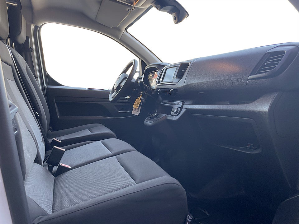 Bild på Opel Vivaro Business 2.0 BHDi 145hk Aut L3 DRAG VÄRMARE FJÄRR