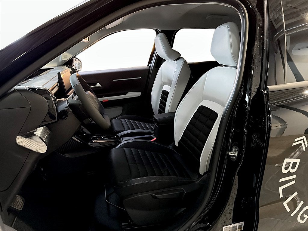 Bild på Citroën C3 Aircross MAX Hybrid 145hk - DEMO