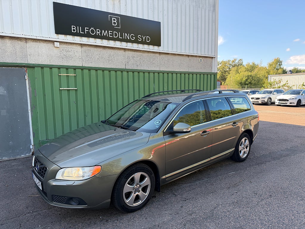 Volvo V70 2.4D Business Momentum - FULL SERVICEHISTORIK