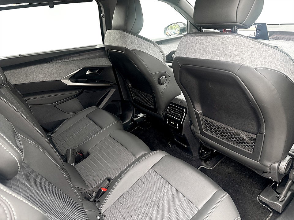 Bild på Peugeot 5008 GT Hybrid 145hk Aut 7-SITS B-KAMERA CARPLAY