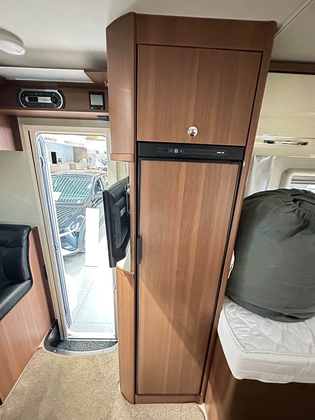 LMC T 713 Passion Alde Långbädd toa bak thumbnail