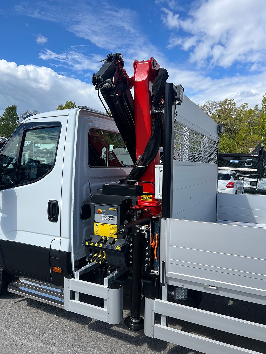 Iveco Daily 72C18 A8 Kranbil Palfinger Kran Fullutrustad
