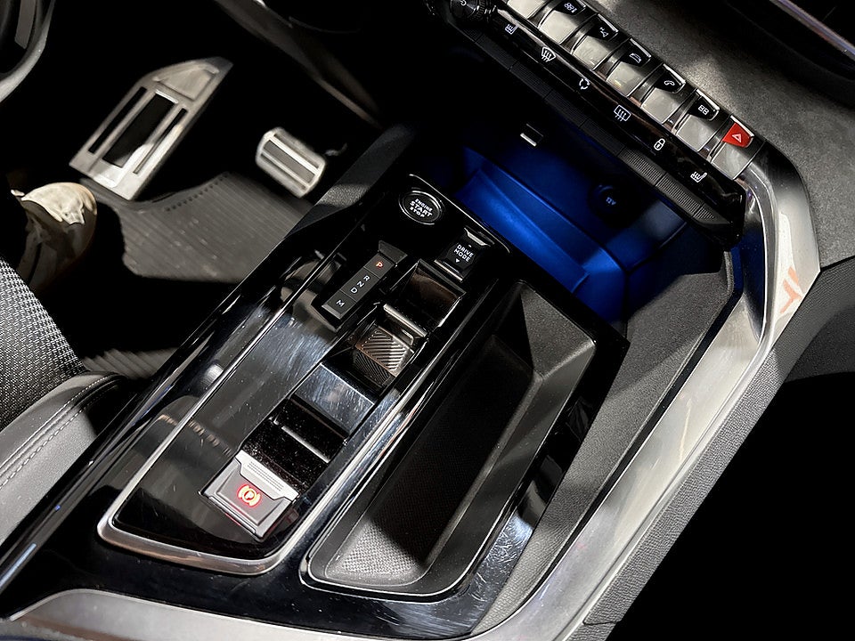 Bild på Peugeot 3008 GT 1.2 PT 130hk Aut B-KAMERA CARPLAY