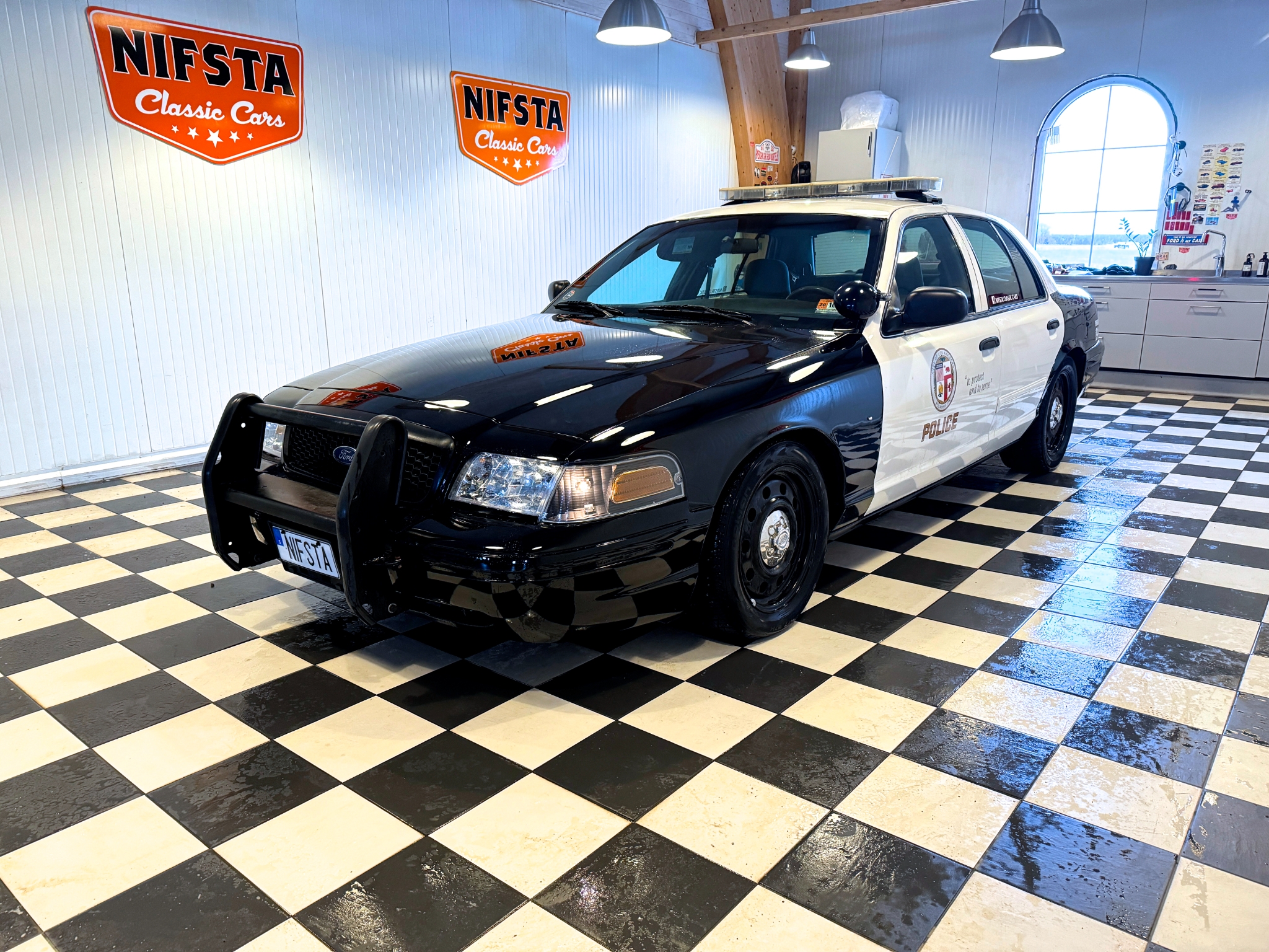 Ford Crown Victoria 2002, bild 2/45