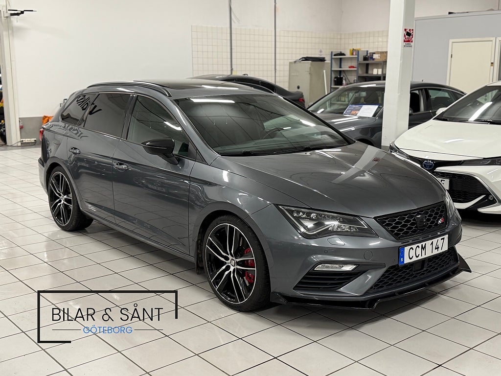 Seat Leon ST León Cupra 2.0 TSI 4Drive 300hk Cockpit Pano Milltek