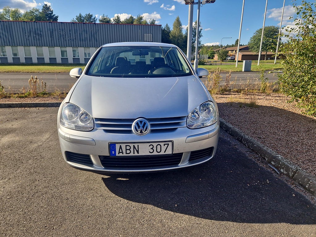 Volkswagen Golf 5-dörrar 1.6 Trendline Euro 4