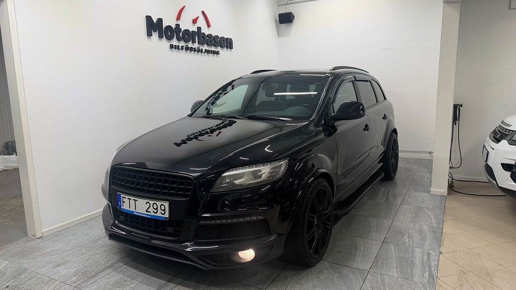 AUDI Q7 7-SEATER 3.0 TDI V6 QUATTRO TIPTRONIC | 239 ch | BVA | ATTELAGE | PANORAMAGLASTAK | NEUF SERV