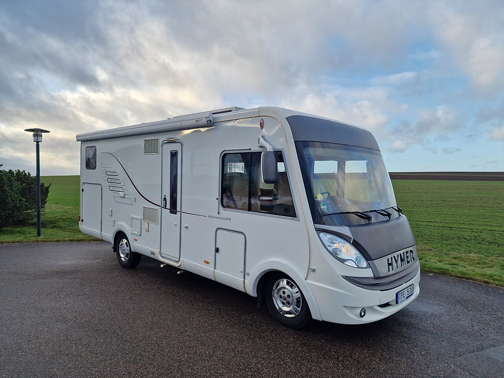Hymer B 678