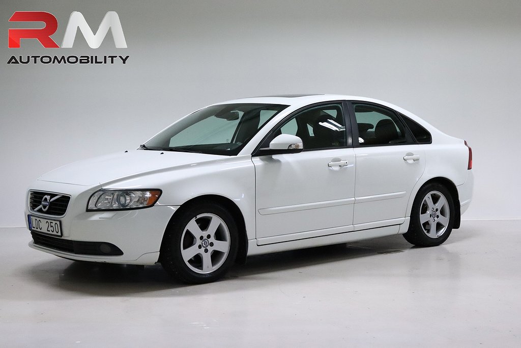 Volvo S40 D2 MOMENTUM P-SENSORER DRAGKROK XENON 115HK