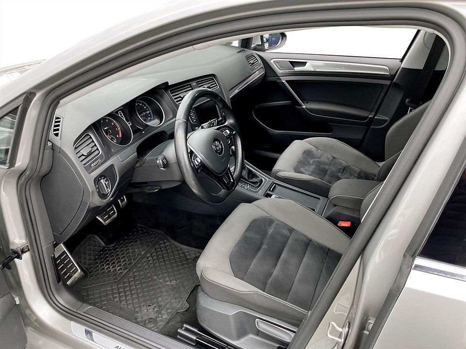 Bild på Volkswagen Golf Alltrack 1.8 TSI 180hk 4Motion Aut AWD - B-KAMERA, FARTHÅLLARE