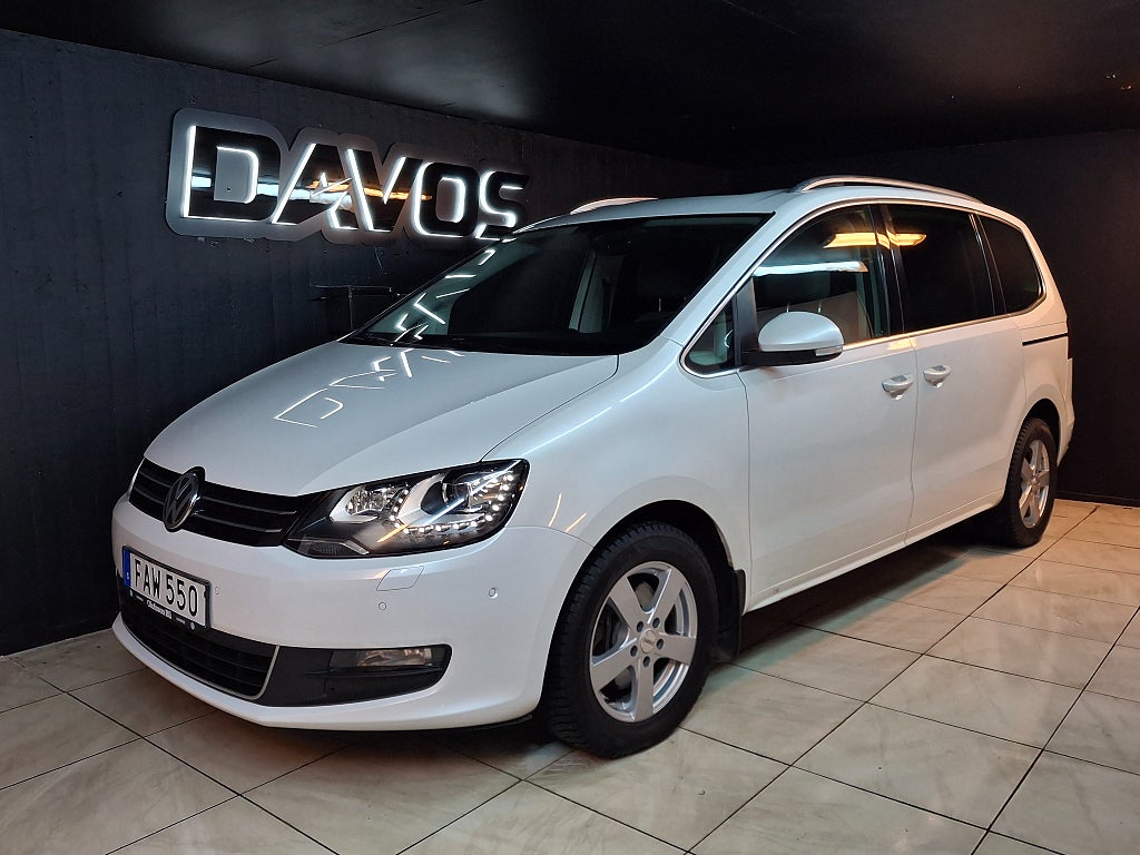 Volkswagen Sharan 7-seater 2.0 TDI DPF SCR BMT 4Motion Base Euro 6 