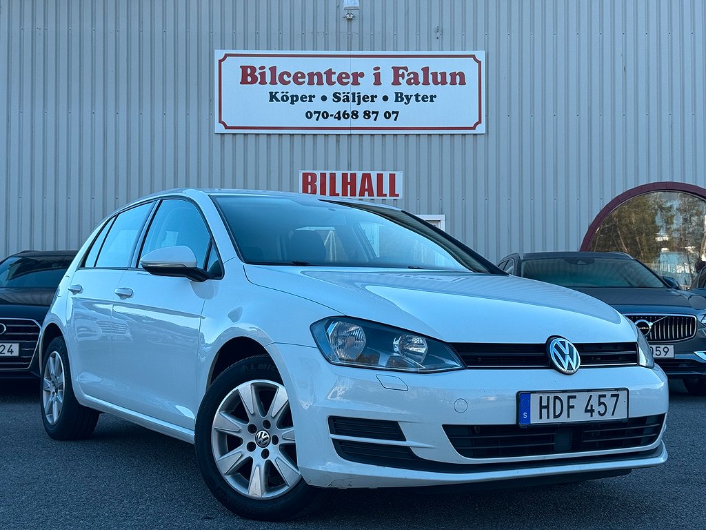 Volkswagen Golf 5-dörrar 1.6 TDI BMT lNy servad och ny kamrem bytt