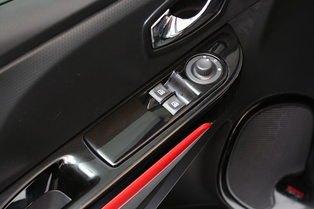 Renault Clio Energy IV TCe 90hk Dunamique Stylepaket 2014