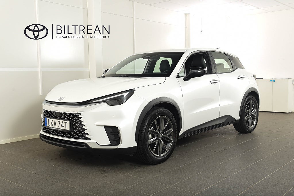 Lexus LBX 1.5 Relax Techpaket /Vhjul