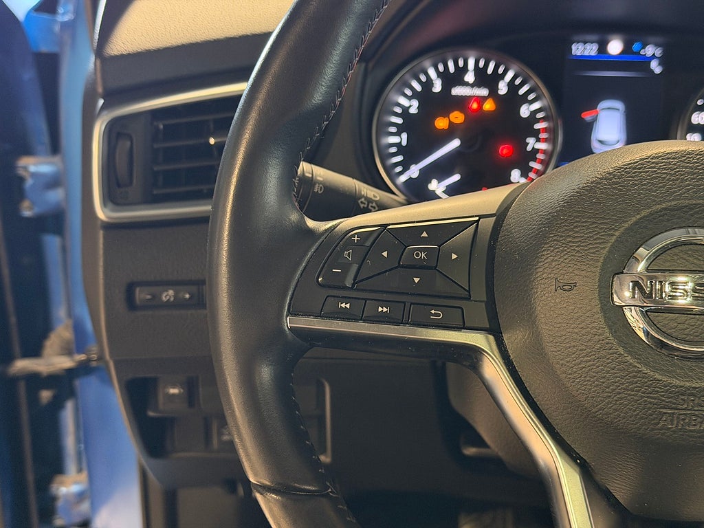 Nissan Qashqai 1.3 DIG-T 140hk | Tekna Design | Panorama | Navi | 360° 2019